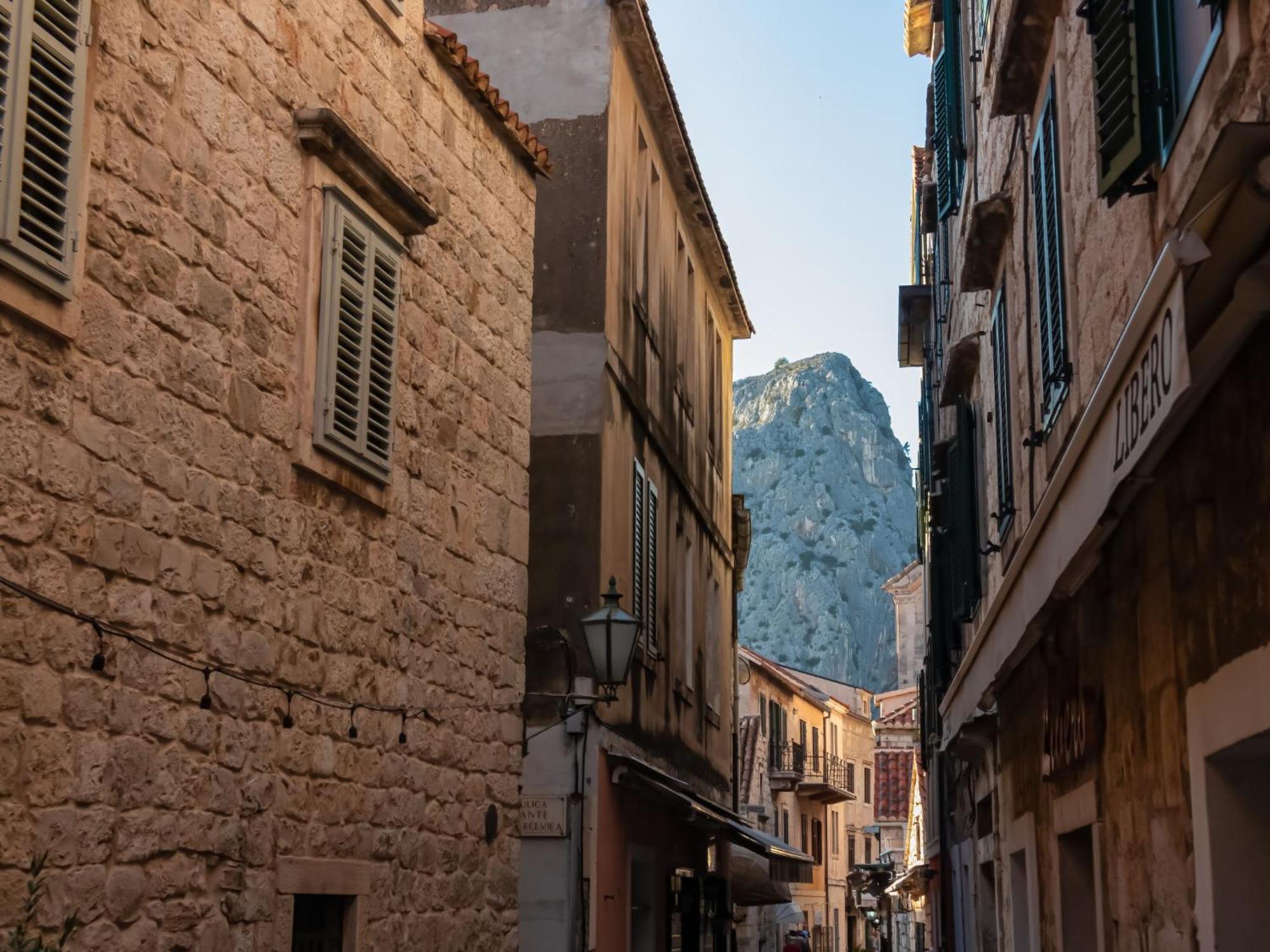 Semesterbostad Lara By Interhome Omiš